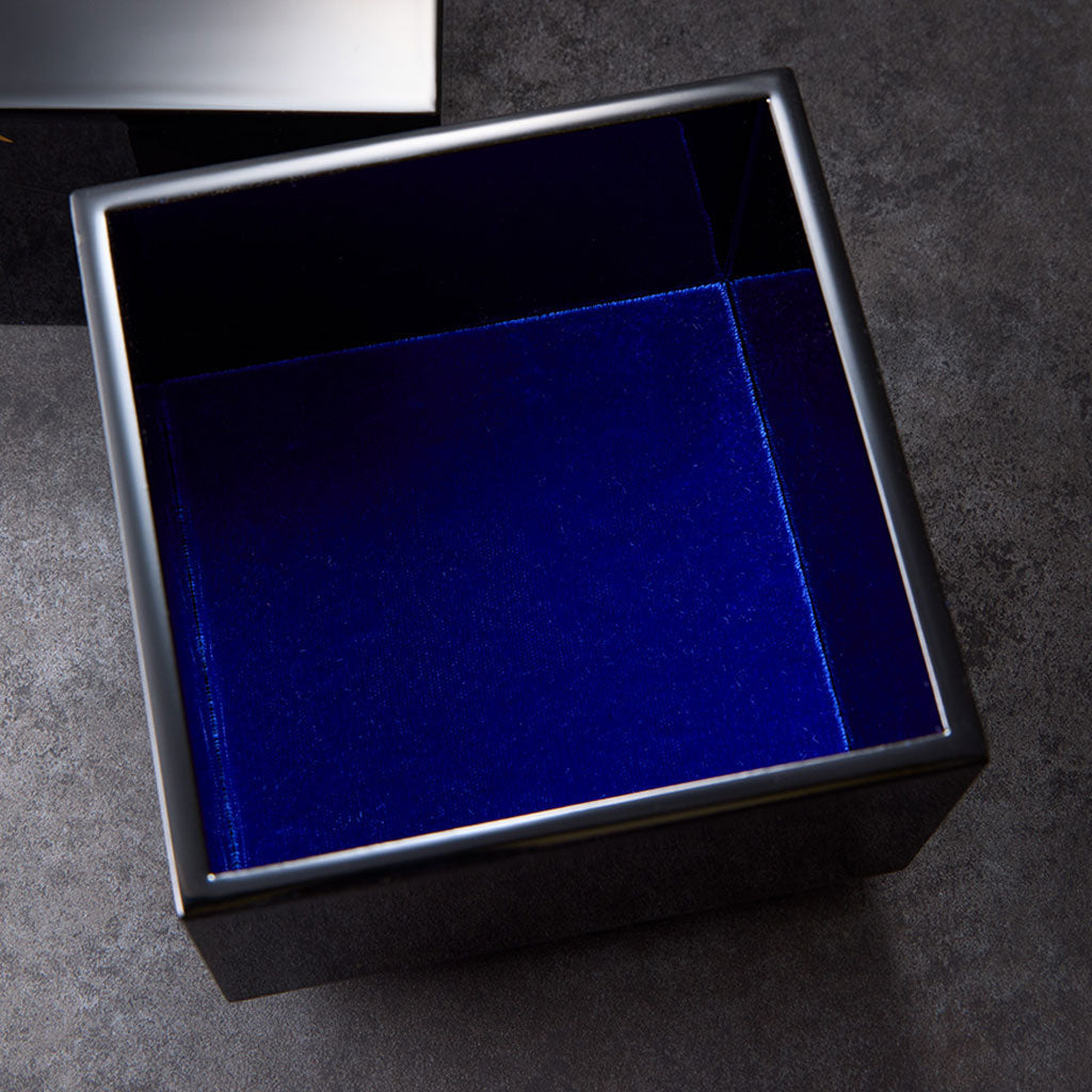 Tsubaki jewelry box