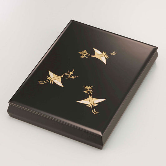 Matsukuizuru Urumi Temotobako box with lid