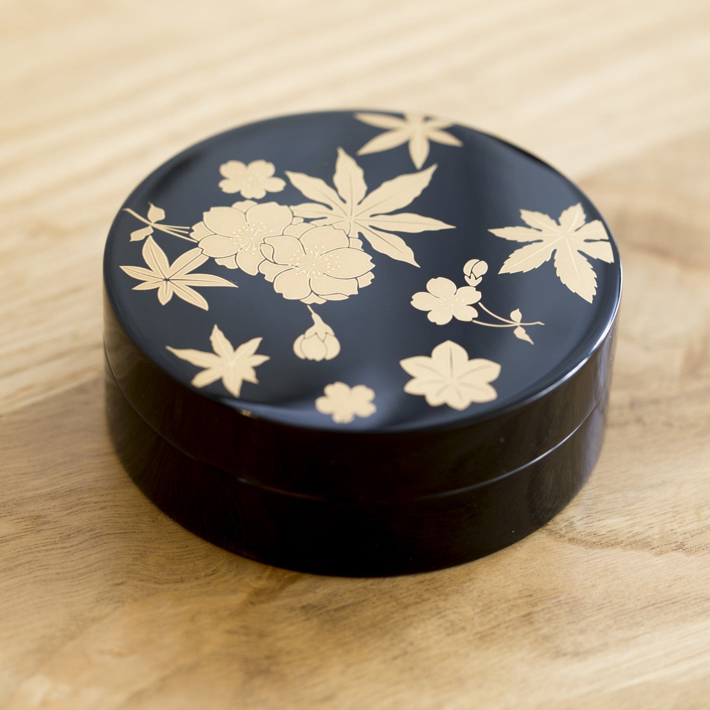 Unkin round-shaped box