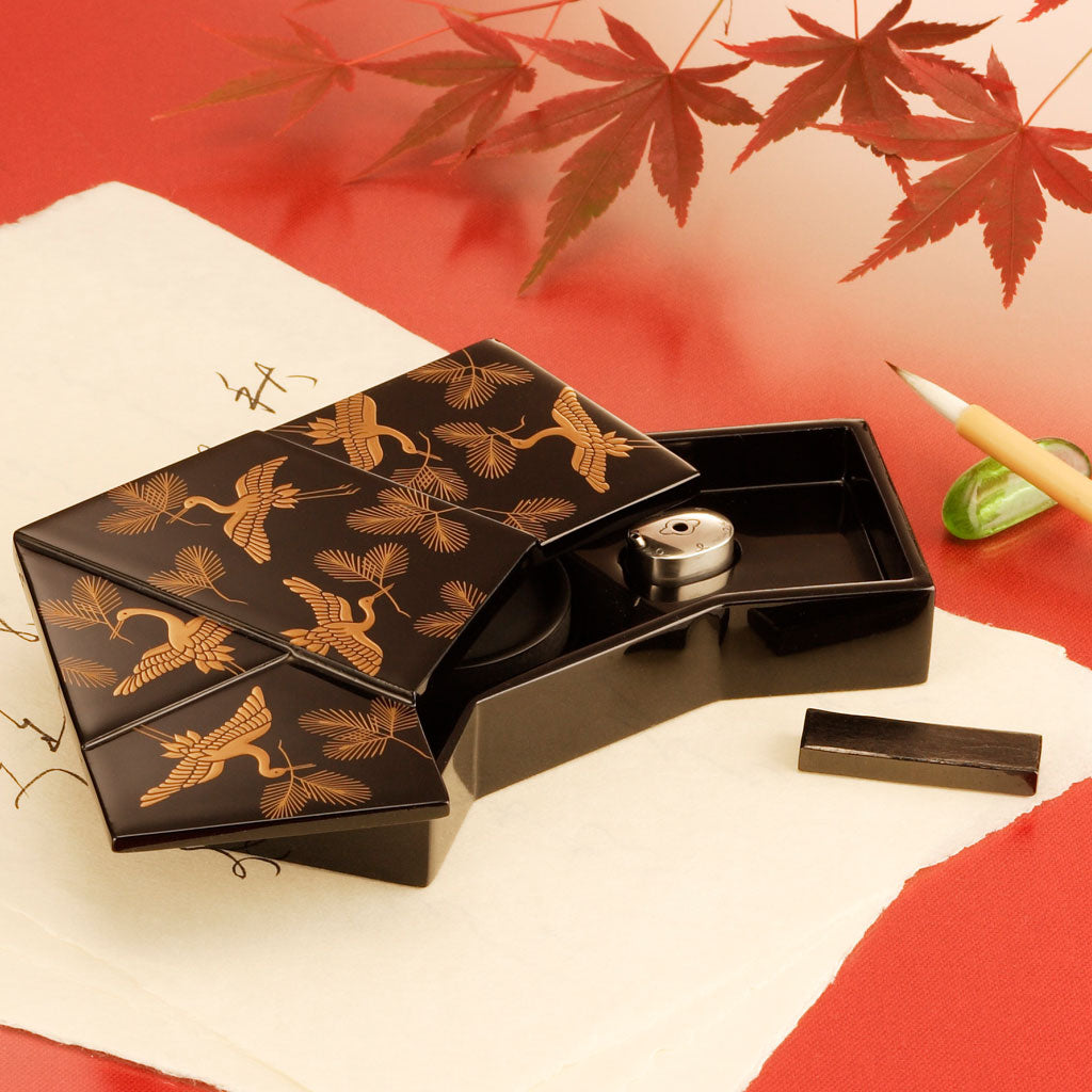 Matsukuizuru calligraphy set