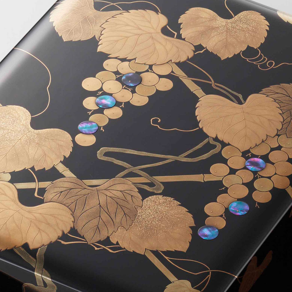 Hojo Sumimaru decorative box