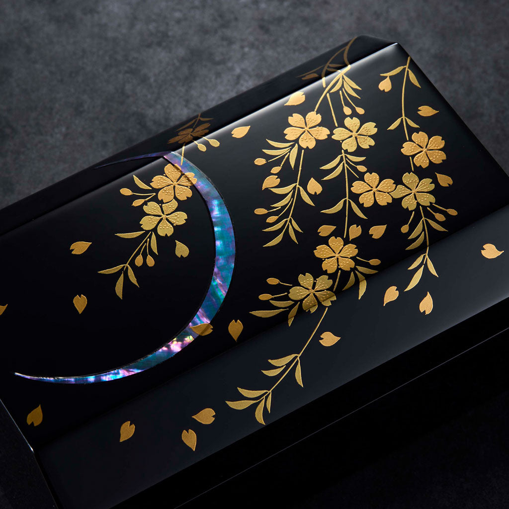 Tsuki-ni-Shidarezakura trapezoidal box