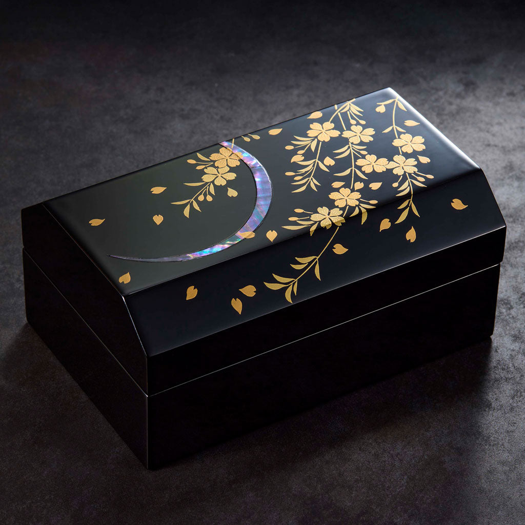 Tsuki-ni-Shidarezakura trapezoidal box