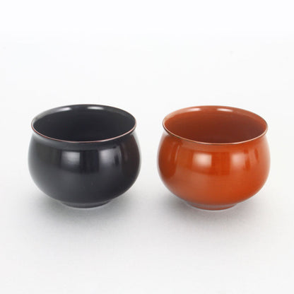 Maru Hazori sake cup (2 colors)