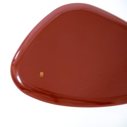 Genjigumo clam-shaped tray (2 colors)