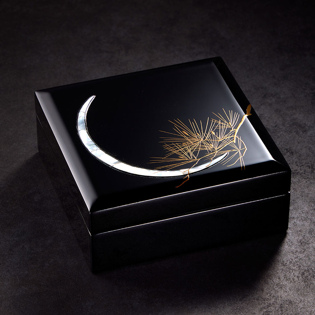 Tsuki-ni-Matsu Sogimen jewelry box