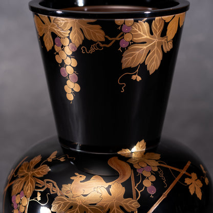 Risubudou flower vase